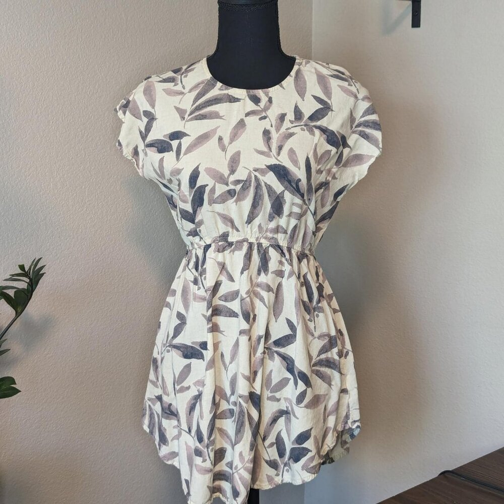 Sozy Kailani Floral Short Linen Blend Dress